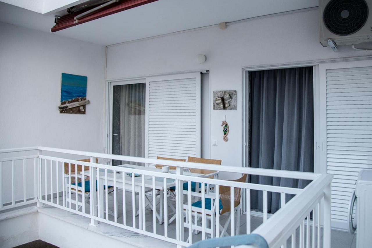 Grey Theros Apartments Паралия-Дионисиу Экстерьер фото